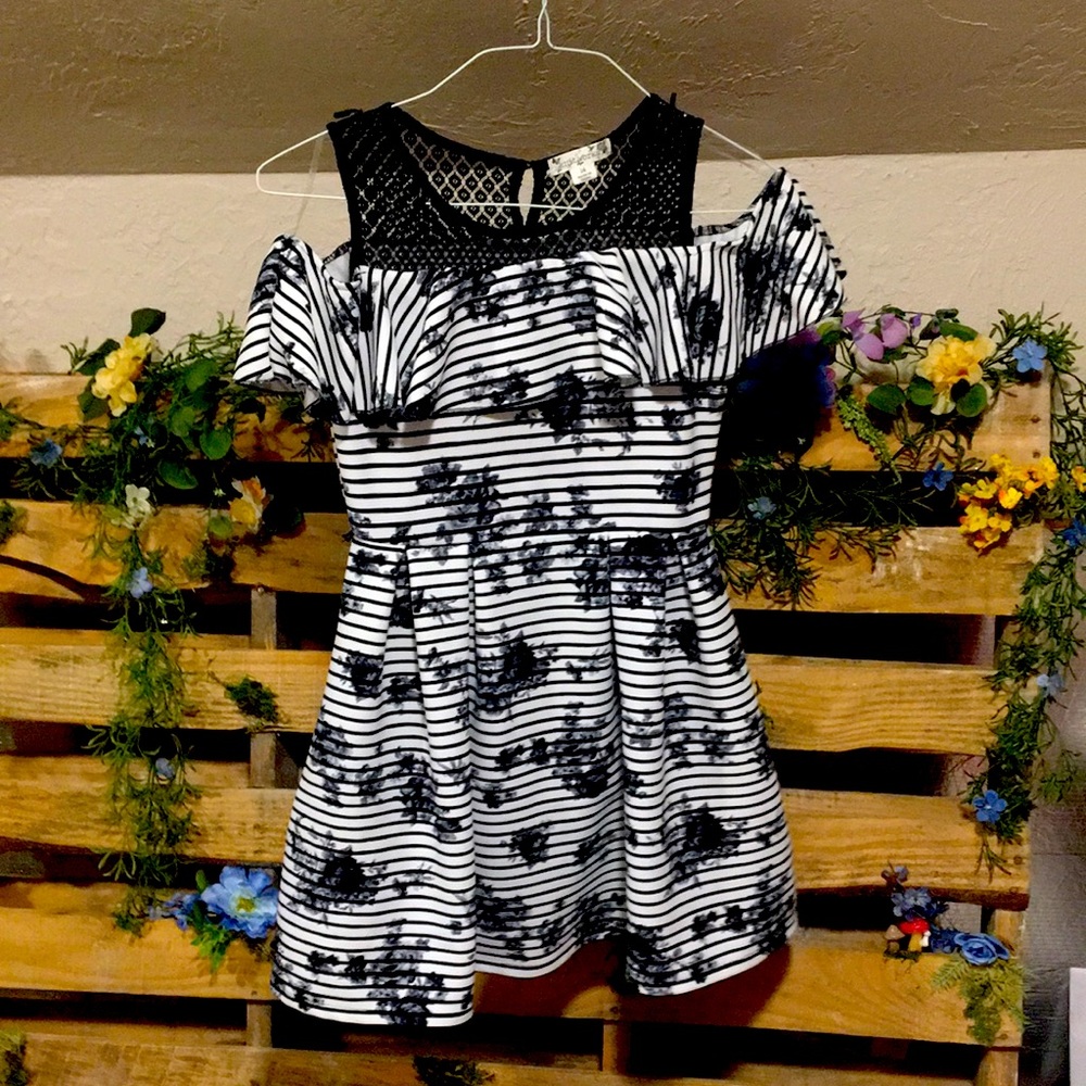 Knit Works Black and White striped Dress. Size 14